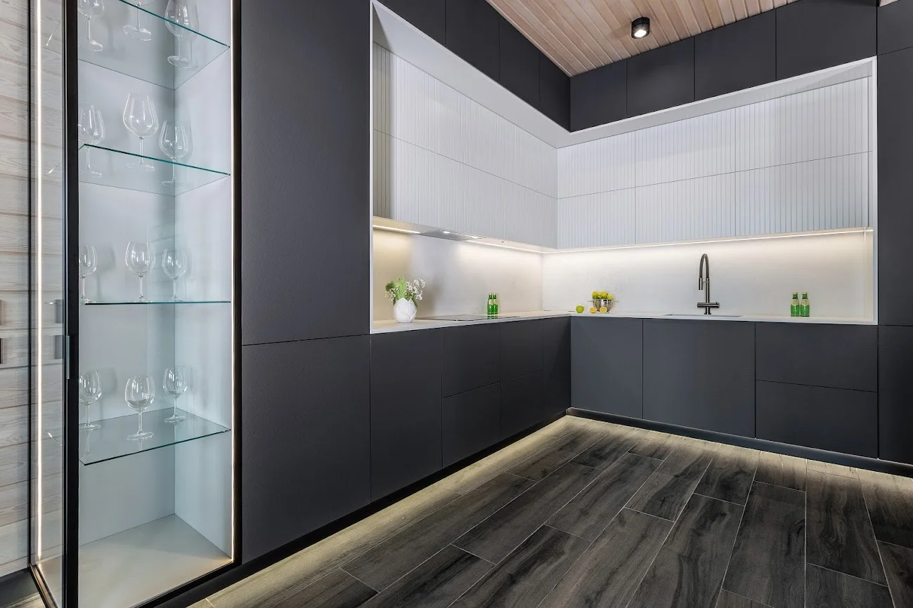 Harmony of Contrasts Black and White.